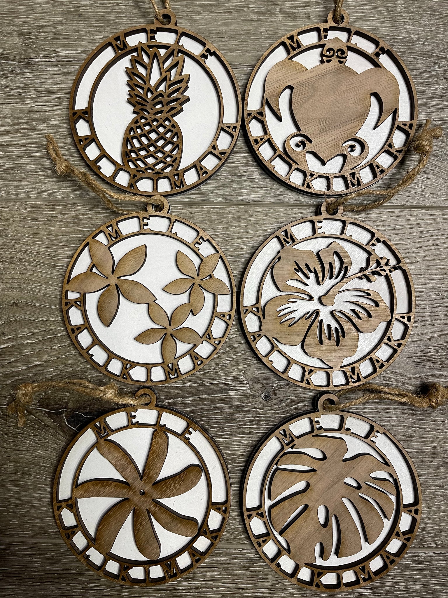 Mele Kalikimaka Islander Ornament