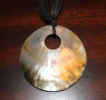 Mother of Pearl Round Necklace