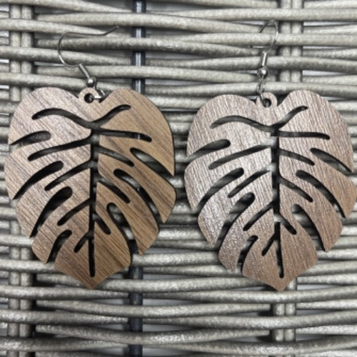 Monstera Earrings